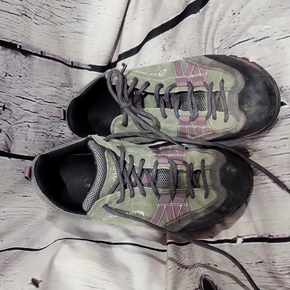 Scarpa Women's Athletic Shoes - Green and Purple